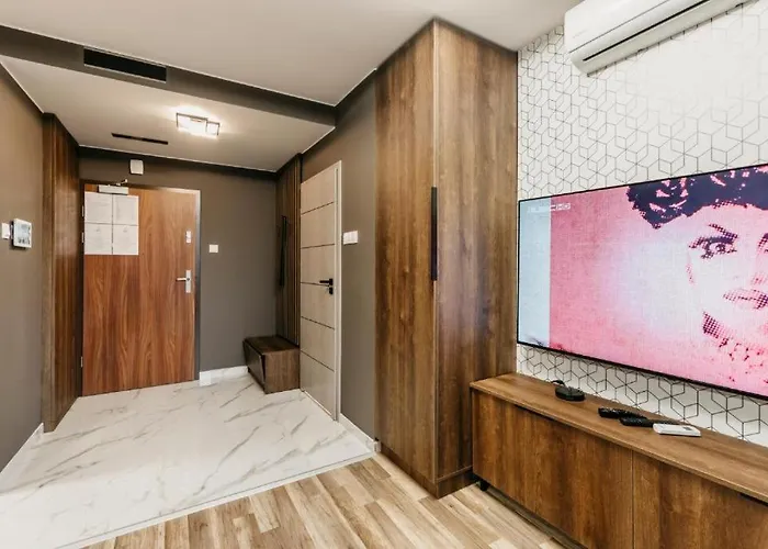 4a Park * أوستروف فيلكابورسكي